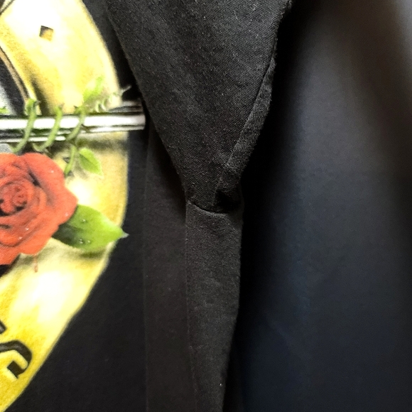 Bravado Men's Guns N' Roses Shirt - Picture 4 of 6